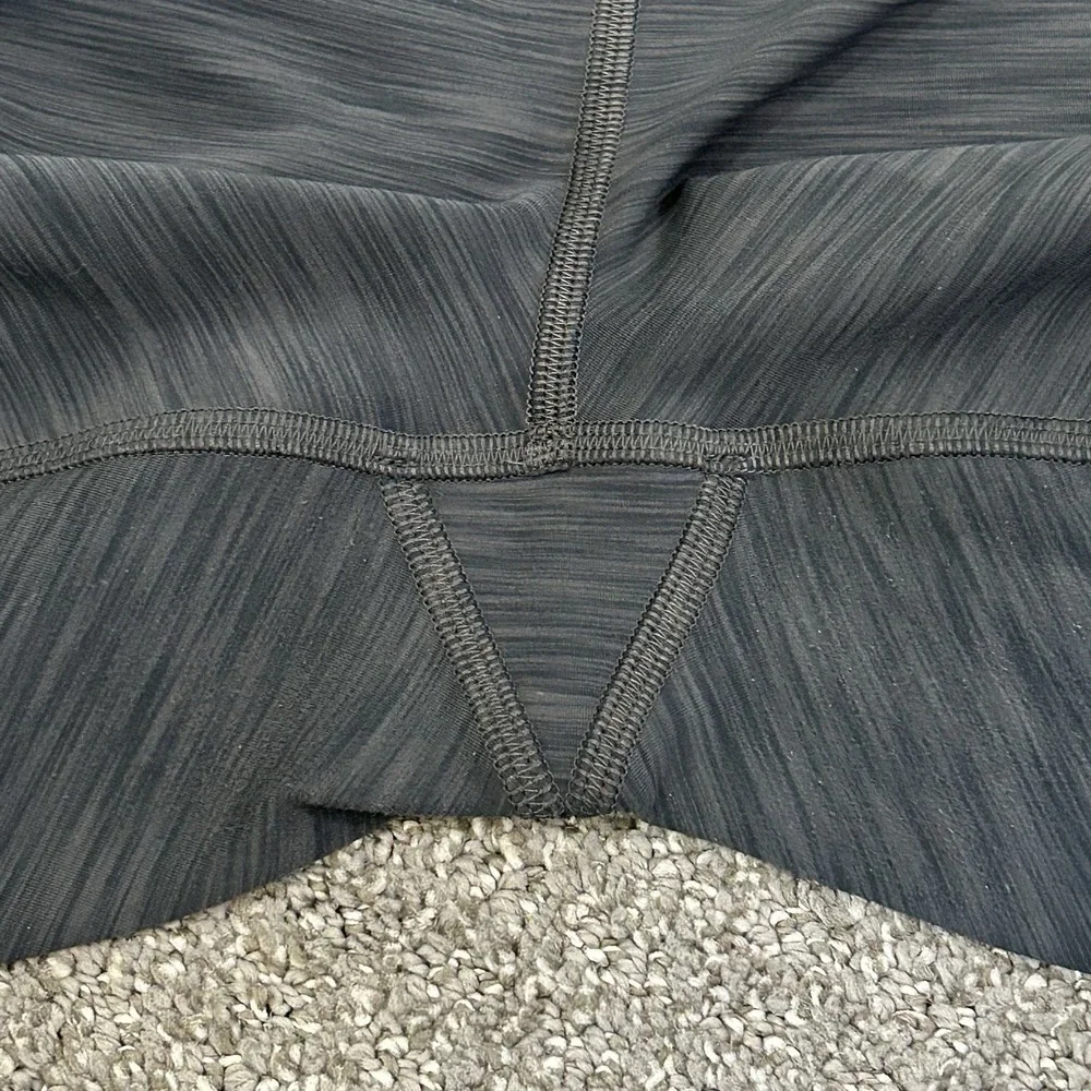 Lululemon Gray Wunder Under High Rise Crop Leggings Women's 12 Full-On Luon
